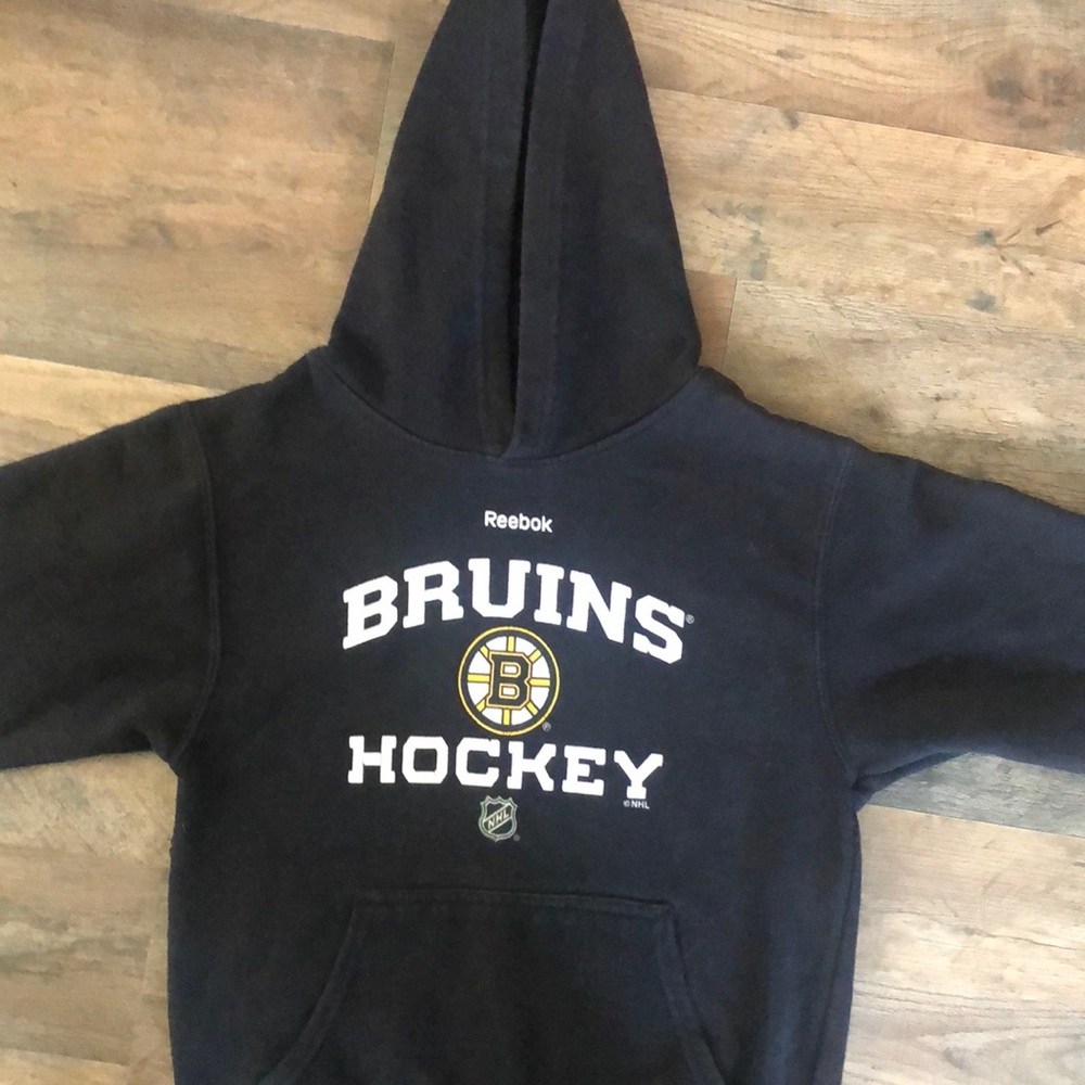 Bruins Reebok sweatshirt